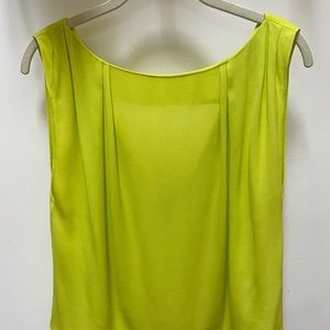 Alice + Olivia Gorgeous chartreuse silky tank. Flattering drape and details!